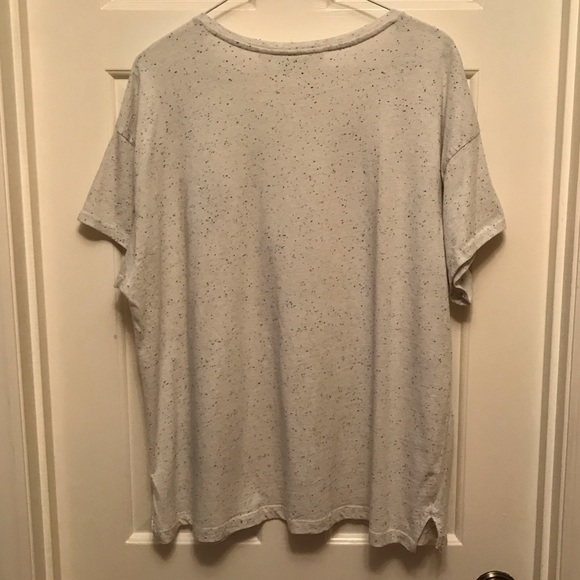 H&M Graphic Top - Picture 2 of 7